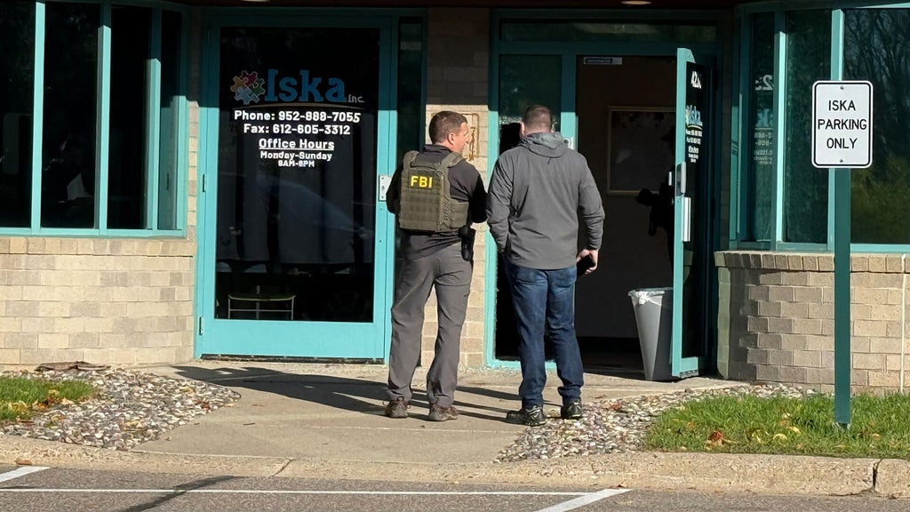 Federal law enforcement officers in Twin Cities Thursday for "court-authorized investigative activity," FBI says — Maple Grove Business news