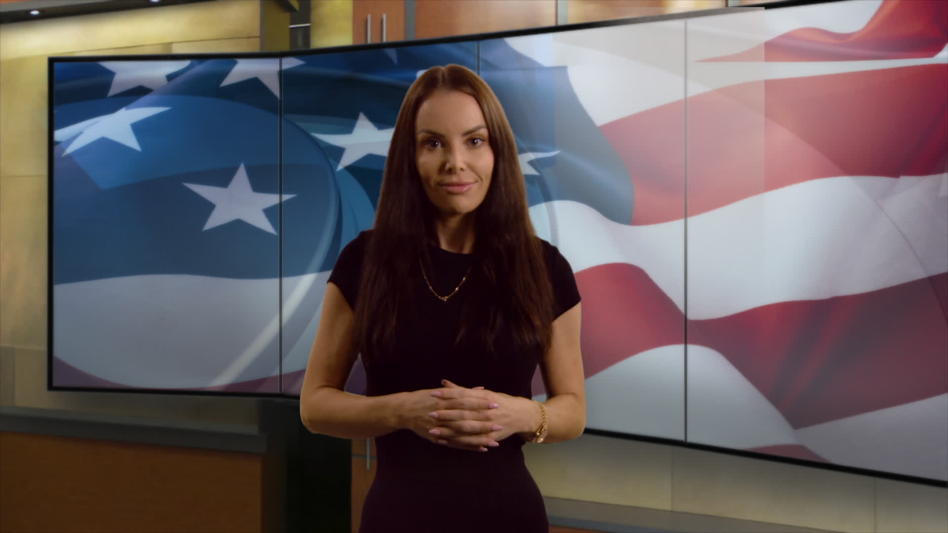 Marisa Simonetti speaking at a community event in Minneapolis