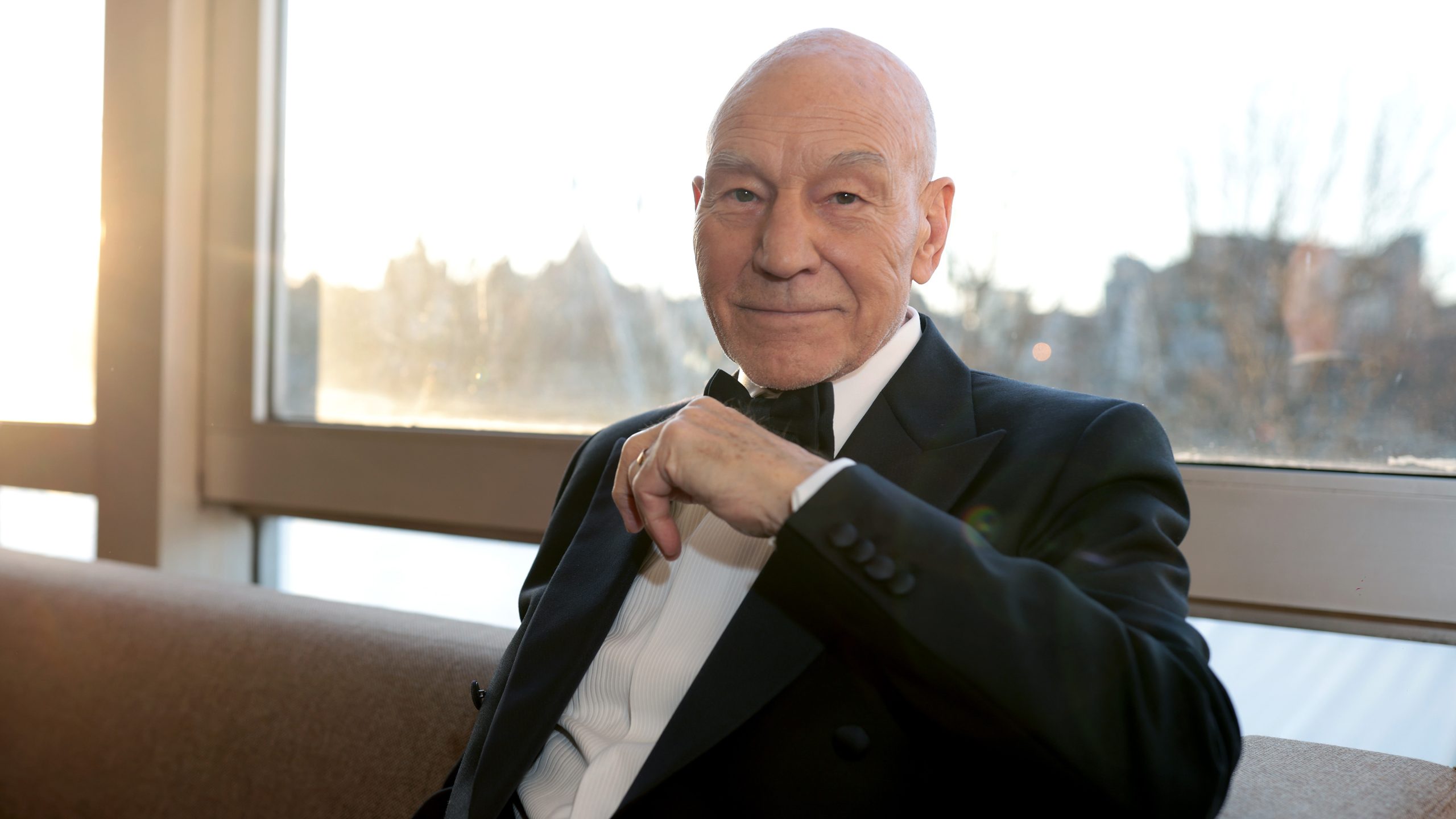Patrick Stewart dies: William Shatner, others remember legendary actor — FOX 9 News — Gopher